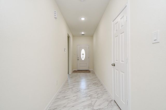 2815 Pine Estate Lane, Houston, TX 77014