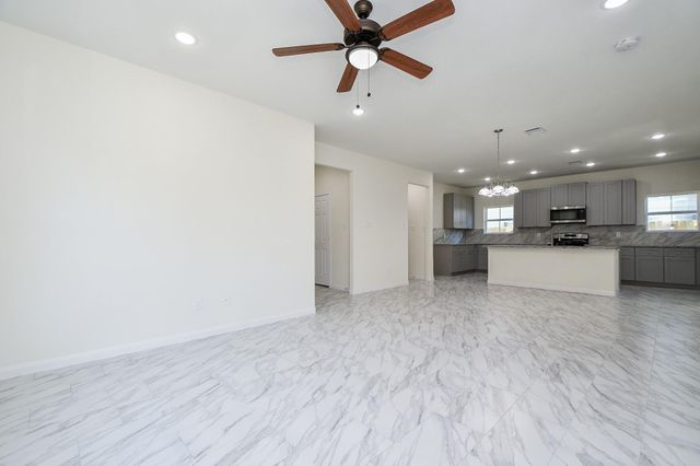 2815 Pine Estate Lane, Houston, TX 77014