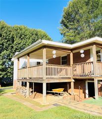 127 Walnut Tree Road, Statesville, NC 28625