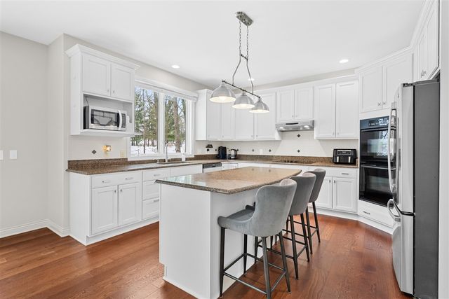 8194 Brandon Circle, Mattawan, MI 49071