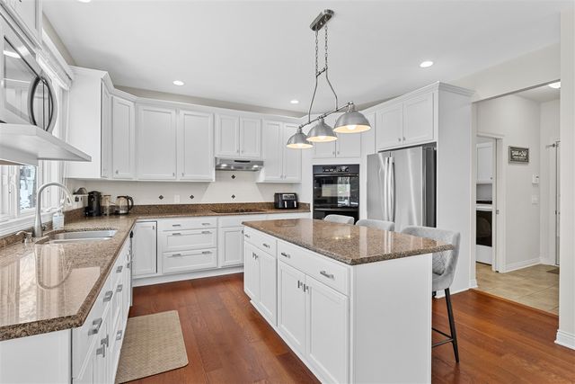 8194 Brandon Circle, Mattawan, MI 49071