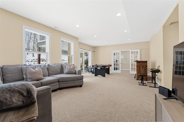 8194 Brandon Circle, Mattawan, MI 49071