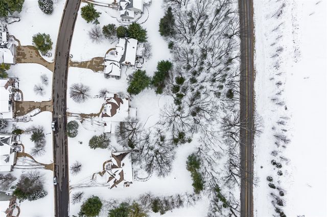 8194 Brandon Circle, Mattawan, MI 49071