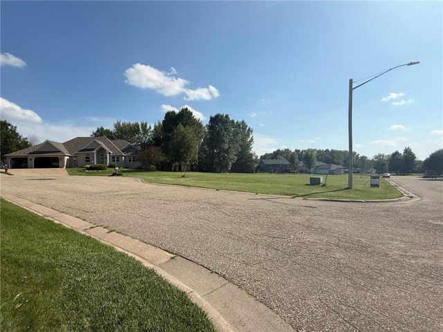 Lot 15 Summit Circle, Baldwin, WI 54002