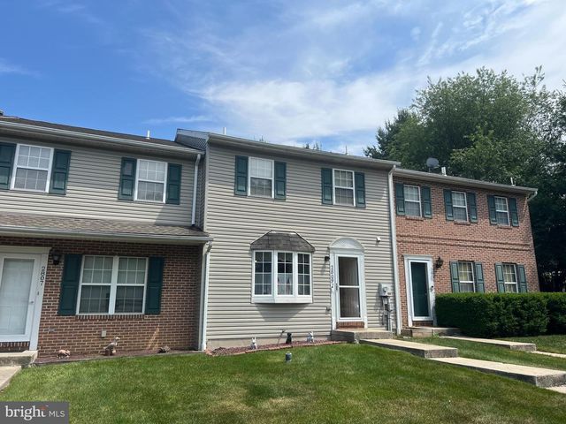 2809 KNOLL WAY, Sinking Spring, PA 19608