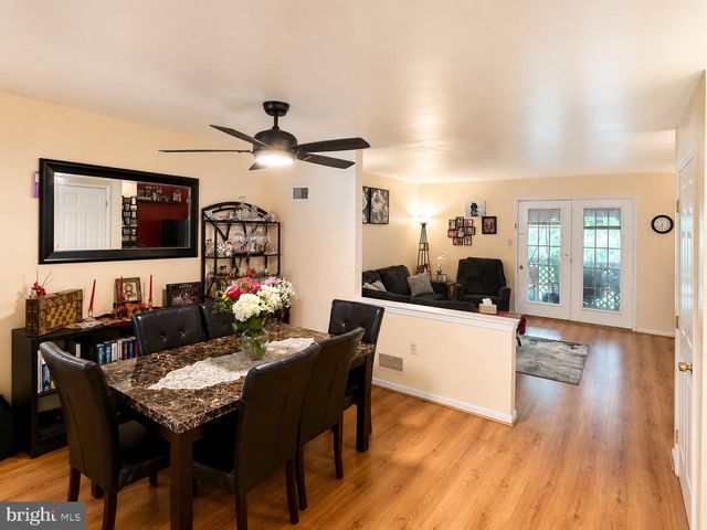 2809 KNOLL WAY, Sinking Spring, PA 19608