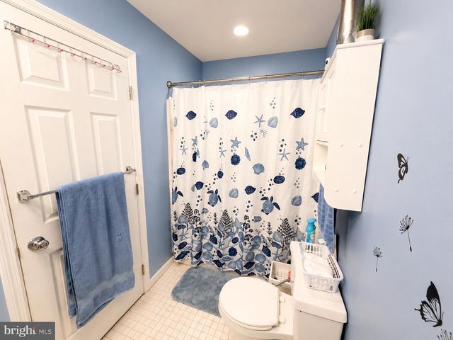 2809 KNOLL WAY, Sinking Spring, PA 19608