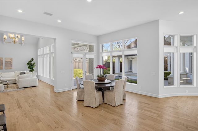 6011 Lakehurst Avenue, Dallas, TX 75230