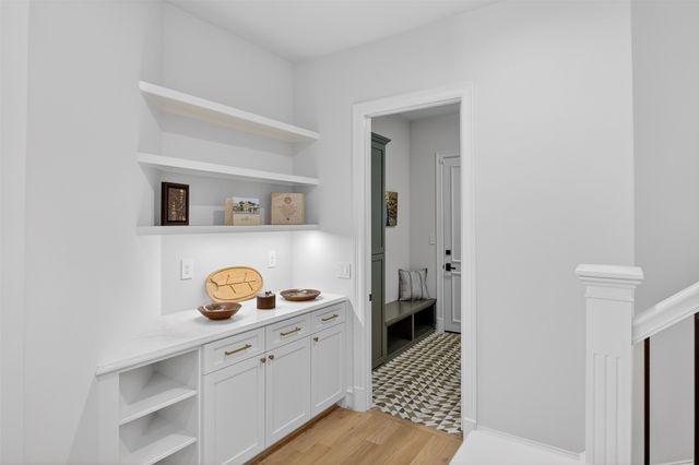 6011 Lakehurst Avenue, Dallas, TX 75230