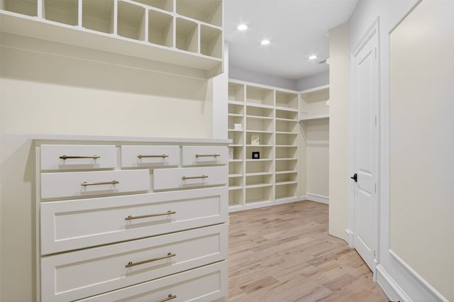 6011 Lakehurst Avenue, Dallas, TX 75230