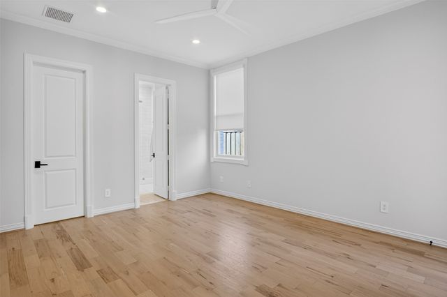 6011 Lakehurst Avenue, Dallas, TX 75230