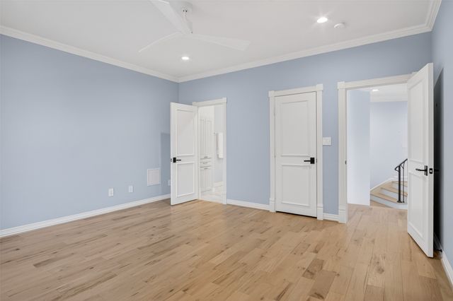 6011 Lakehurst Avenue, Dallas, TX 75230