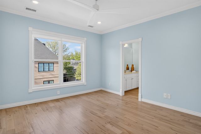 6011 Lakehurst Avenue, Dallas, TX 75230