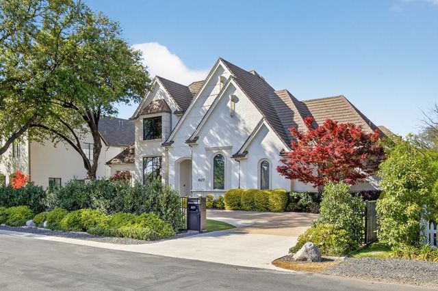 6011 Lakehurst Avenue, Dallas, TX 75230