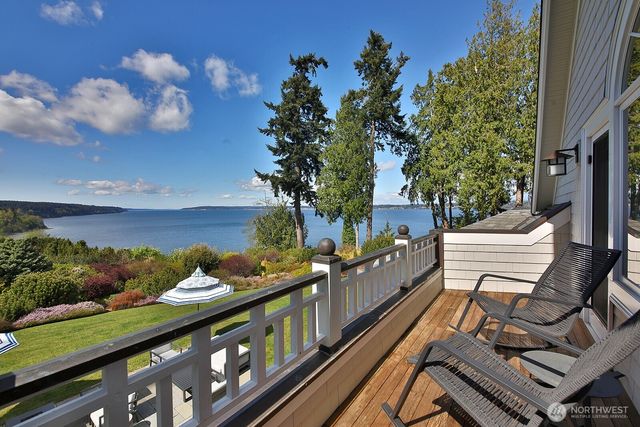 5021 Saratoga Road, Langley, WA 98260