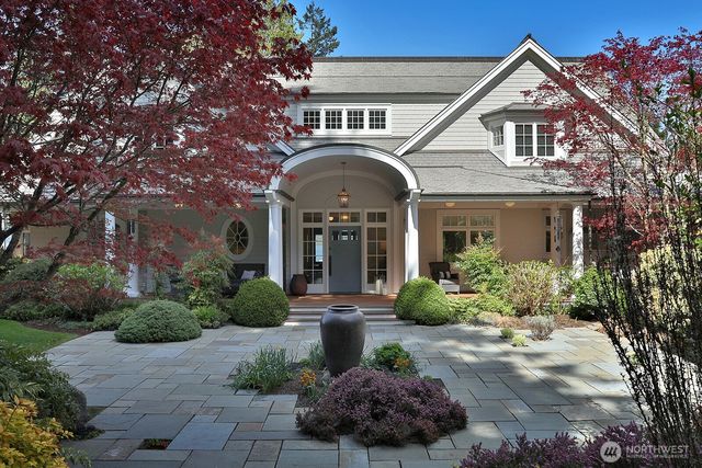 5021 Saratoga Road, Langley, WA 98260