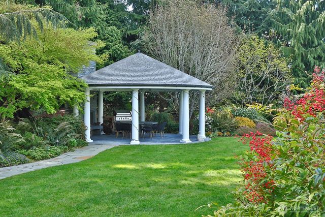 5021 Saratoga Road, Langley, WA 98260