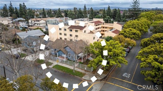 201 S Orange Avenue, Santa Ana, CA 92701