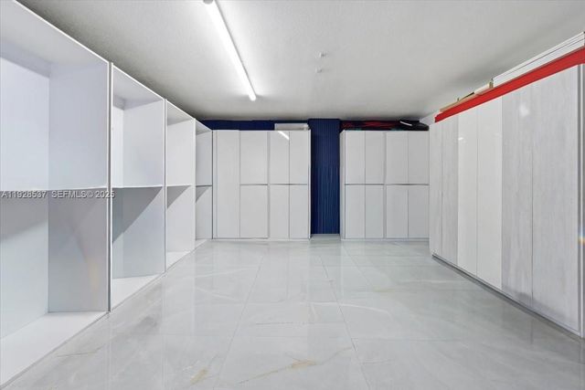 3522 W 86th Ter, Hialeah, FL 33018