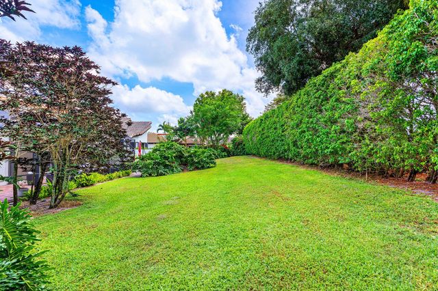 6514 Via Rosa, Boca Raton, FL 33433