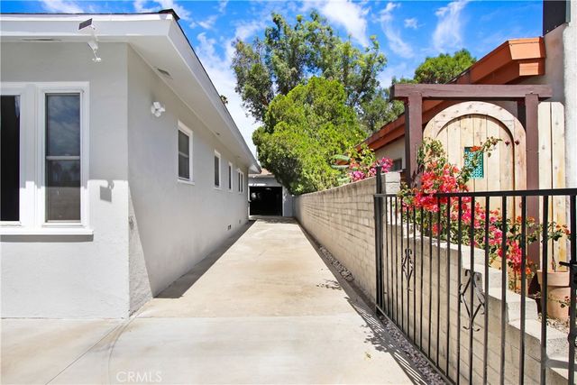 4061 Maplewood pl, Riverside, CA 92506