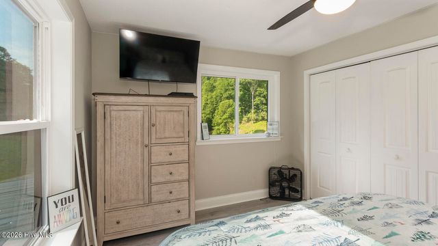 1651 Windingstairs Road, Topton, NC 28781