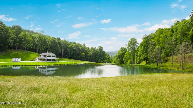 1651 Windingstairs Road, Topton, NC 28781