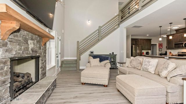 1651 Windingstairs Road, Topton, NC 28781
