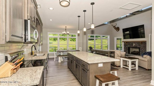 1651 Windingstairs Road, Topton, NC 28781