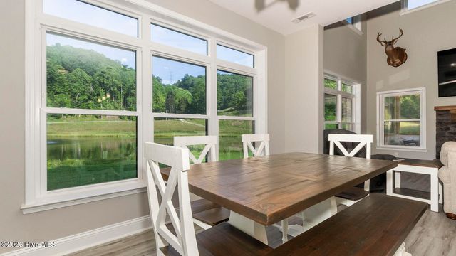 1651 Windingstairs Road, Topton, NC 28781