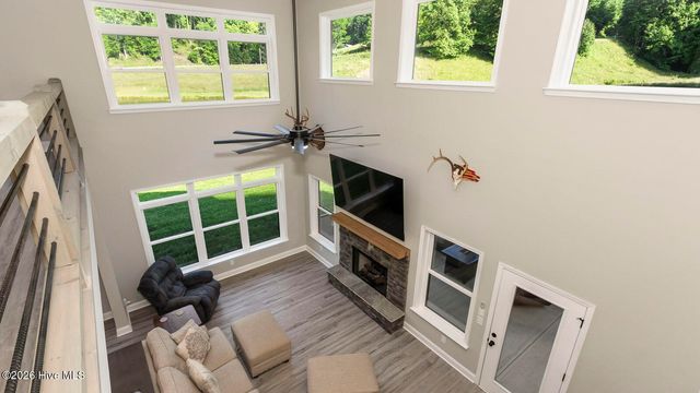 1651 Windingstairs Road, Topton, NC 28781