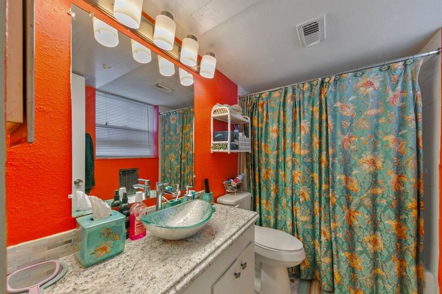 2503 Mccue Road 36, Houston, TX 77056