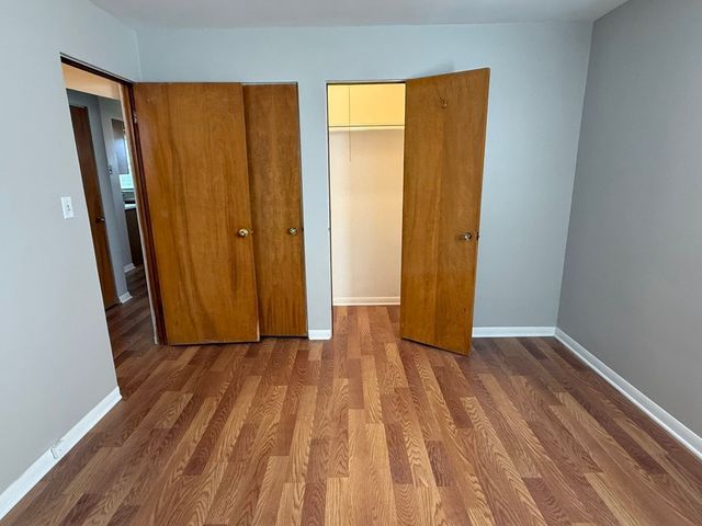 7918 45th Street W1, Lyons, IL 60534