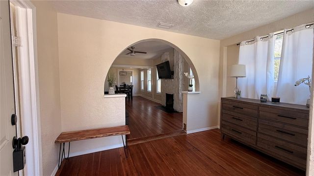 905 JONES STREET, Clearwater, FL 33755