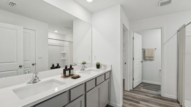 18700 HIGHLAND DEW STREET, Spring Hill, FL 34610