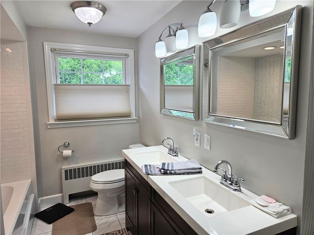 11 Falmouth Road, Cranston, RI 02920