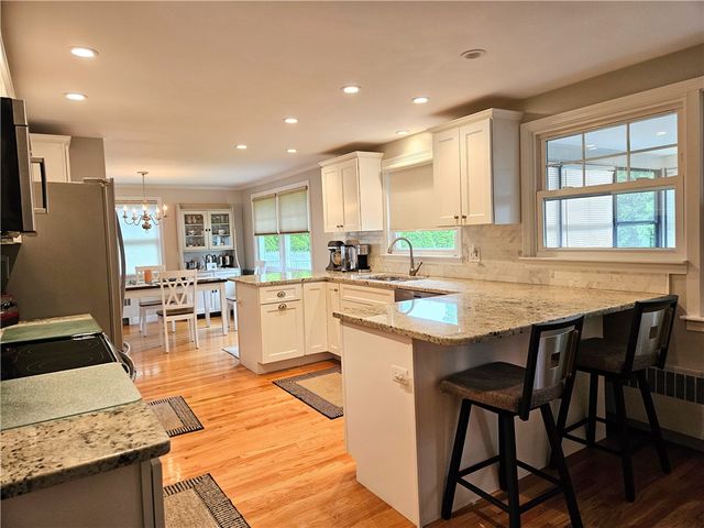 11 Falmouth Road, Cranston, RI 02920