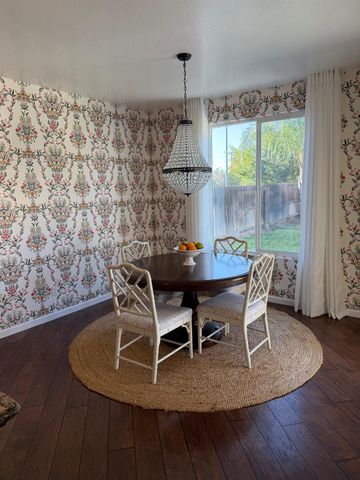 2049 Jordan Avenue, Clovis, CA 93611