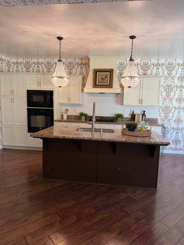 2049 Jordan Avenue, Clovis, CA 93611