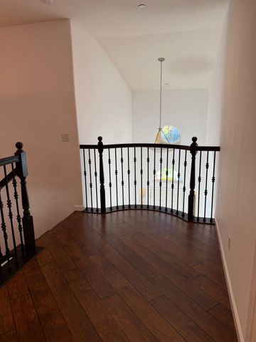 2049 Jordan Avenue, Clovis, CA 93611