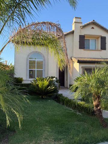 2049 Jordan Avenue, Clovis, CA 93611