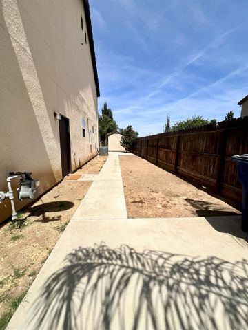 2049 Jordan Avenue, Clovis, CA 93611