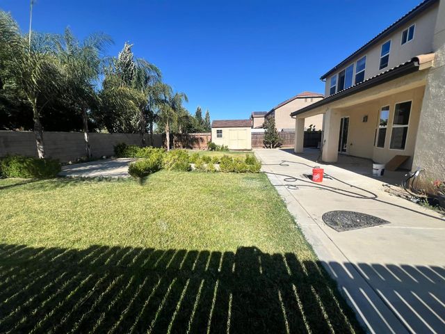 2049 Jordan Avenue, Clovis, CA 93611