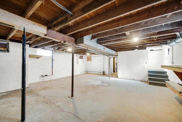 2733 Vermillion Street, Lake Station, IN 46405