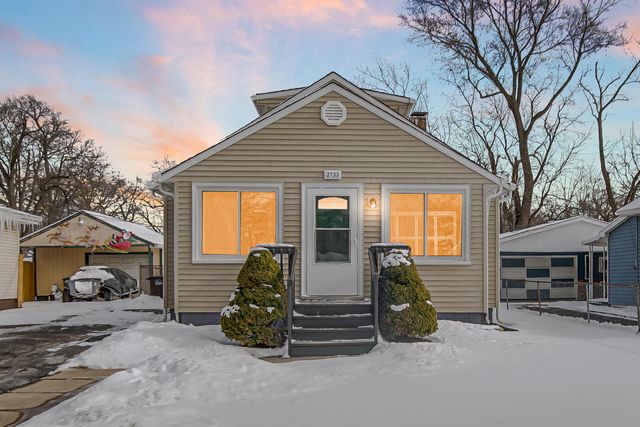 2733 Vermillion Street, Lake Station, IN 46405