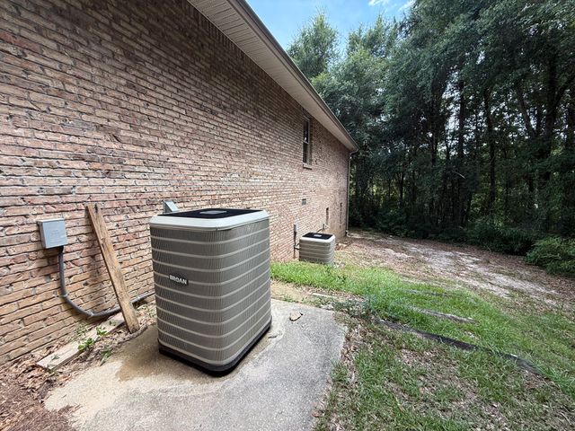 100 Overview Drive, Crestview, FL 32539