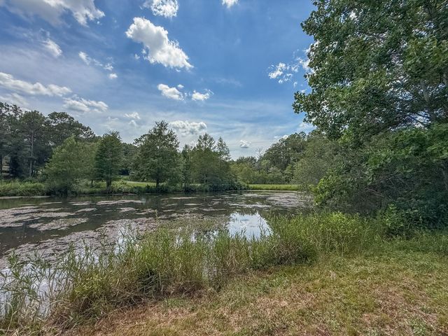 100 Overview Drive, Crestview, FL 32539