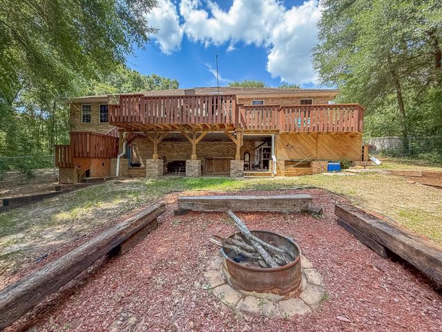 100 Overview Drive, Crestview, FL 32539