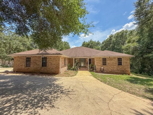 100 Overview Drive, Crestview, FL 32539