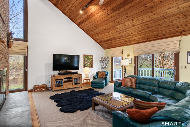1 Brightfield Lane, Westport, CT 06880